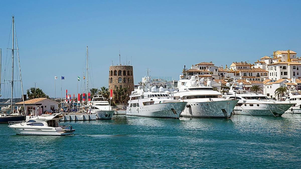 Gala Placidia Golden Mile Marbella Luaran gambar